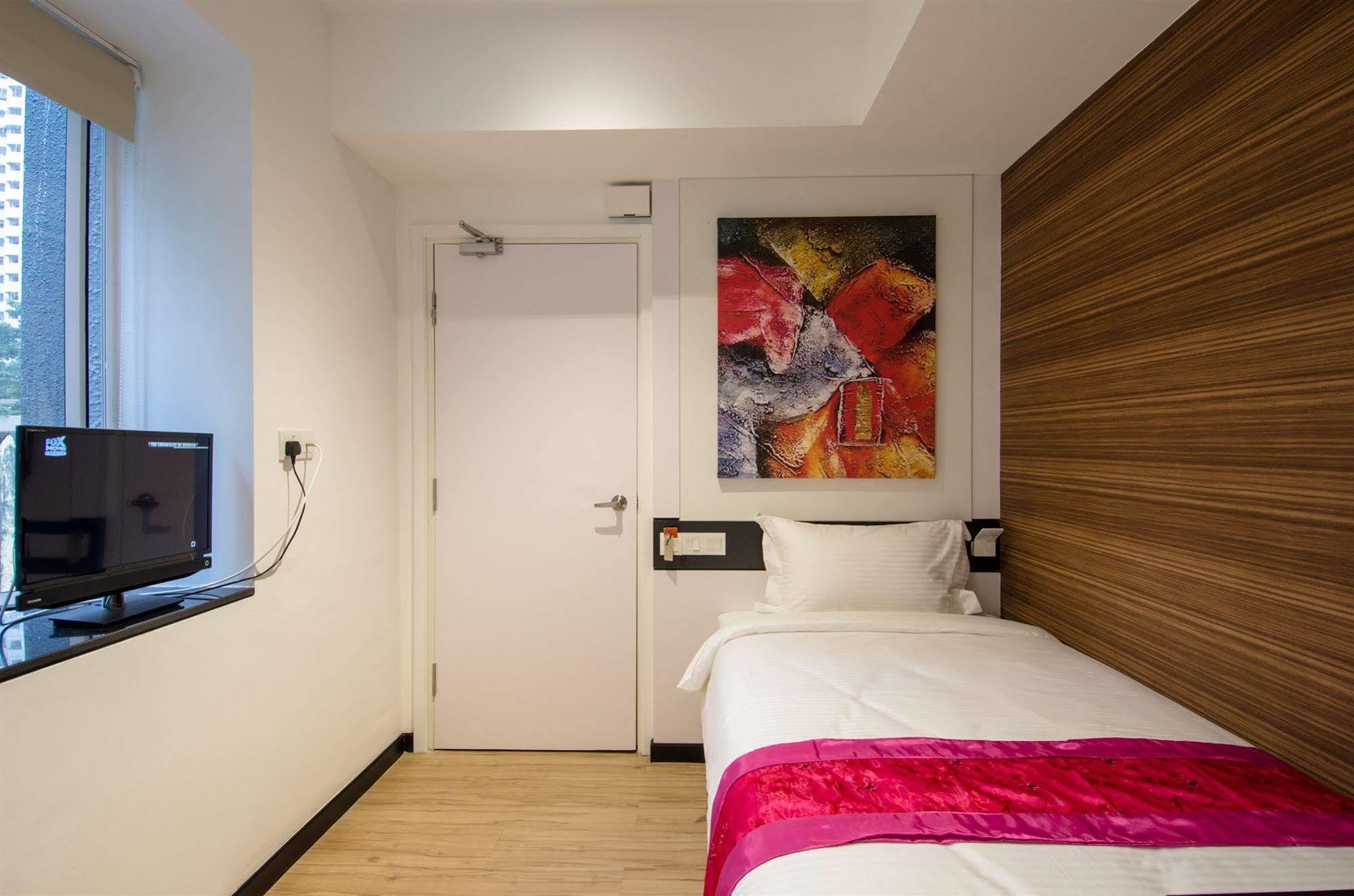 12FLY Hotel Kuala Lumpur Bagian luar foto