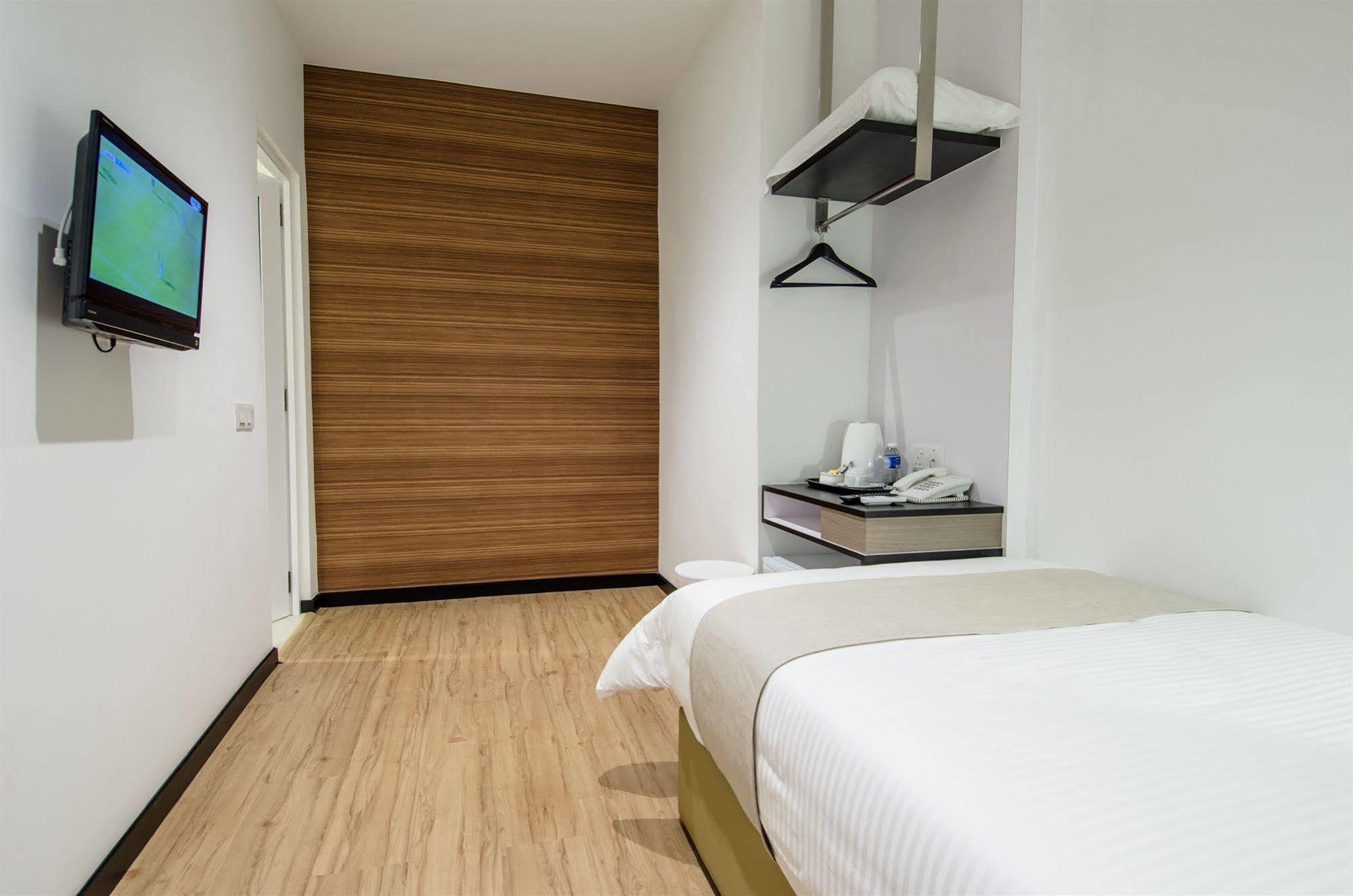 12FLY Hotel Kuala Lumpur Bagian luar foto
